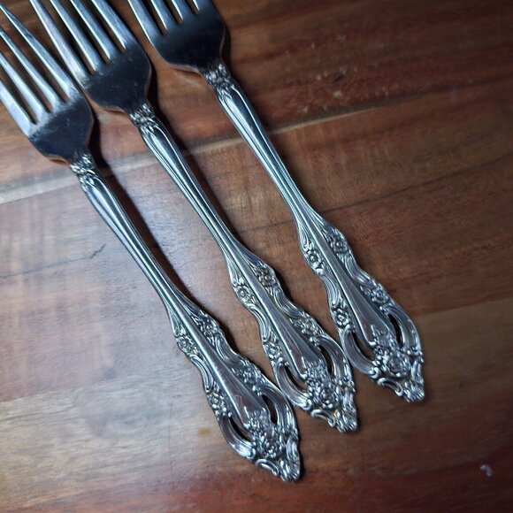 3 Oneida Community SILVER ARTISTRY Dinner Forks 1965 Silverware Flatware - Picture 2 of 10